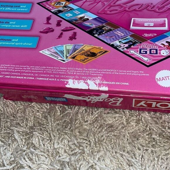 Hasbro Barbie Monopoly - All Pieces - Picture 5 of 12